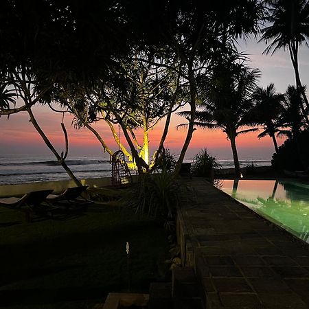 Saltasia Boutique Beach Villa 미리사 외부 사진