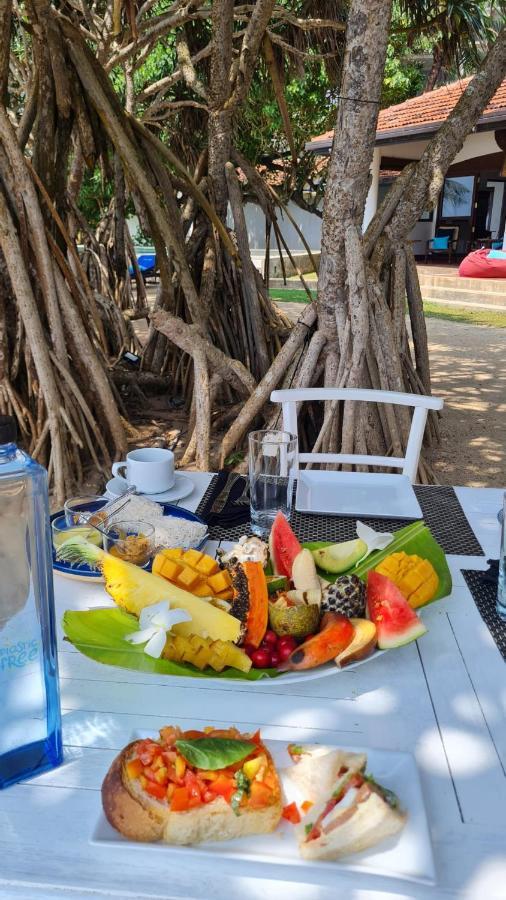Saltasia Boutique Beach Villa 미리사 외부 사진